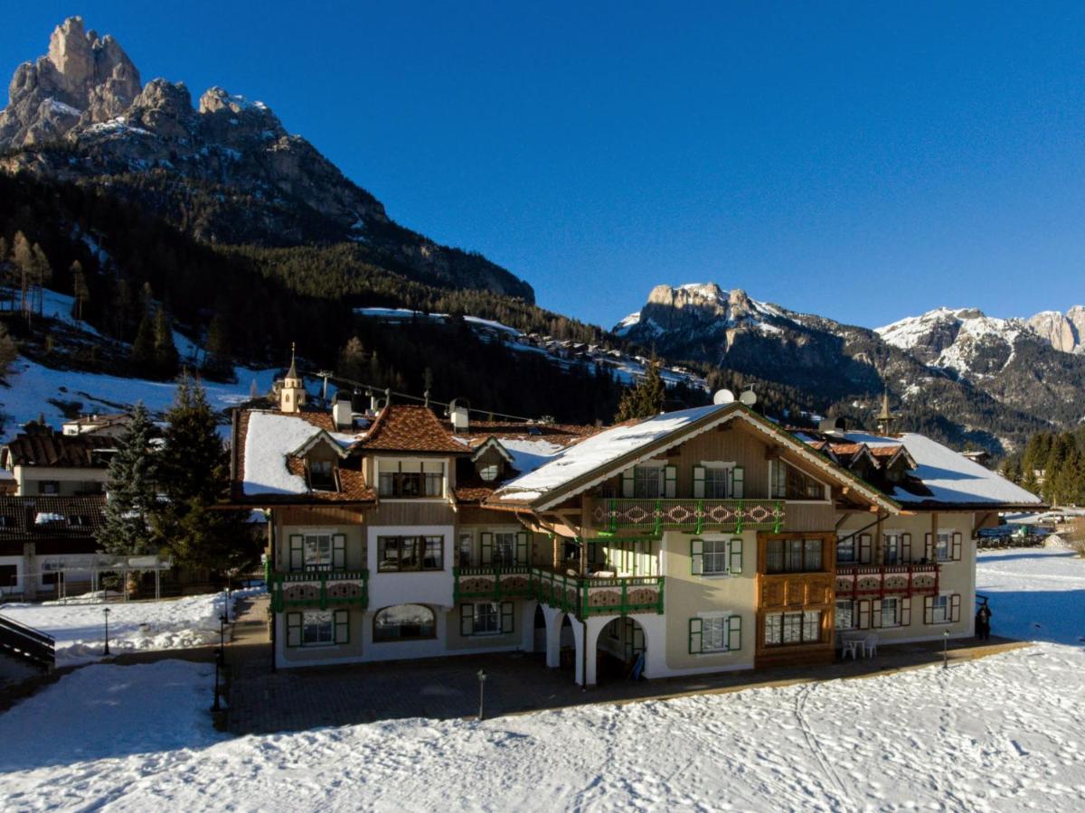 Residence Holiday Pozza di Fassa Exterior foto